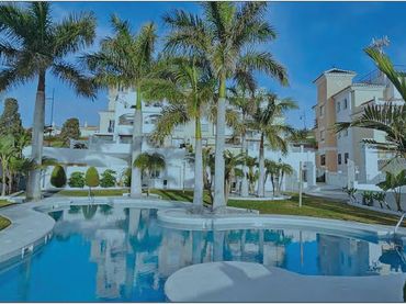 Apartament amb piscina en venda a El Peñoncillo