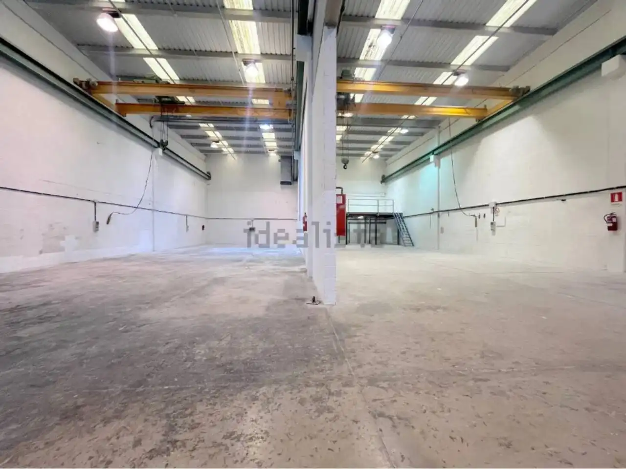 Nave industrial de alquiler en Loiu
