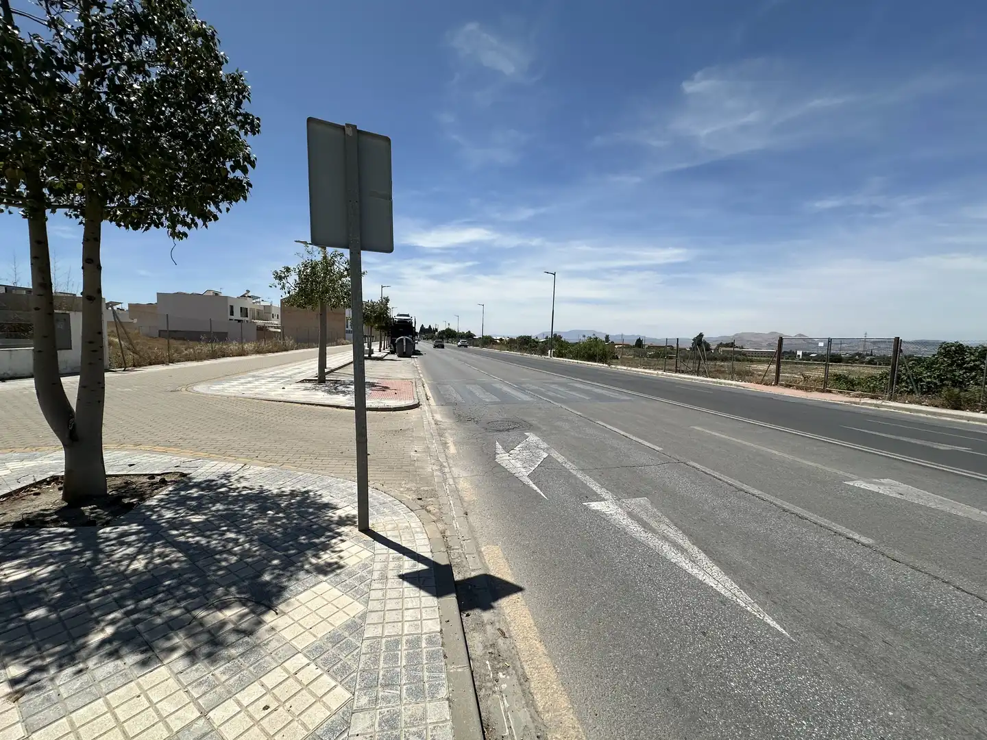 Vista exterior de Terreno en venta en Churriana de la Vega