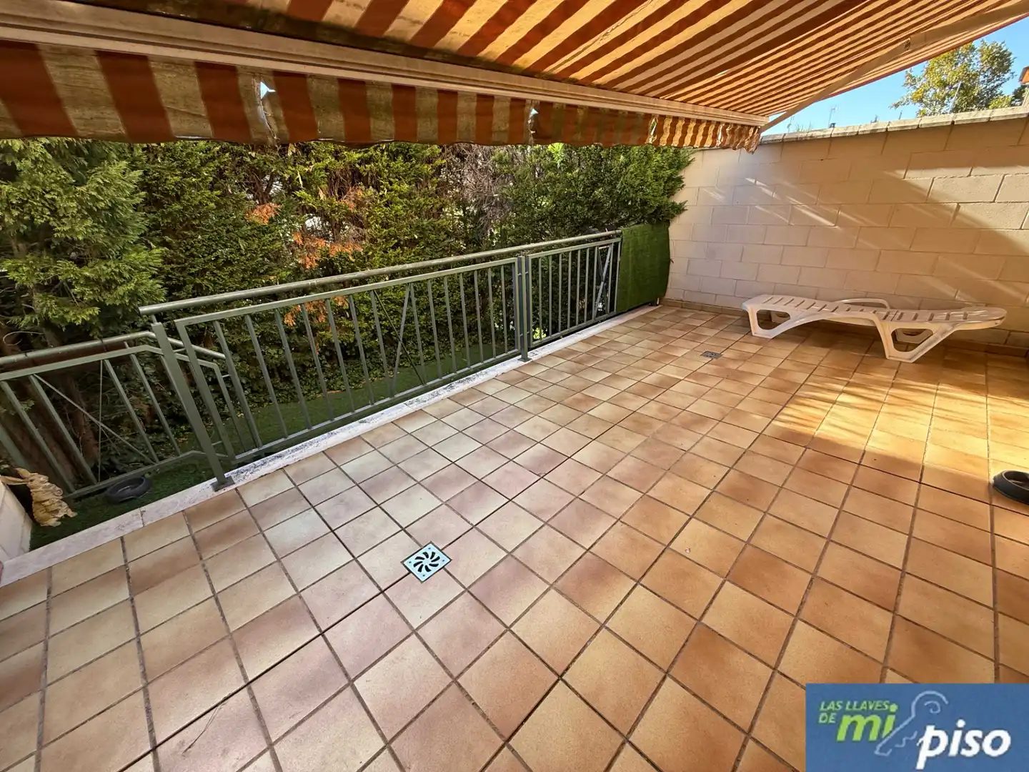 Jardín de Casa adosada en venta en Arroyo de la Encomienda con Calefacción, Jardín privado y Parquet