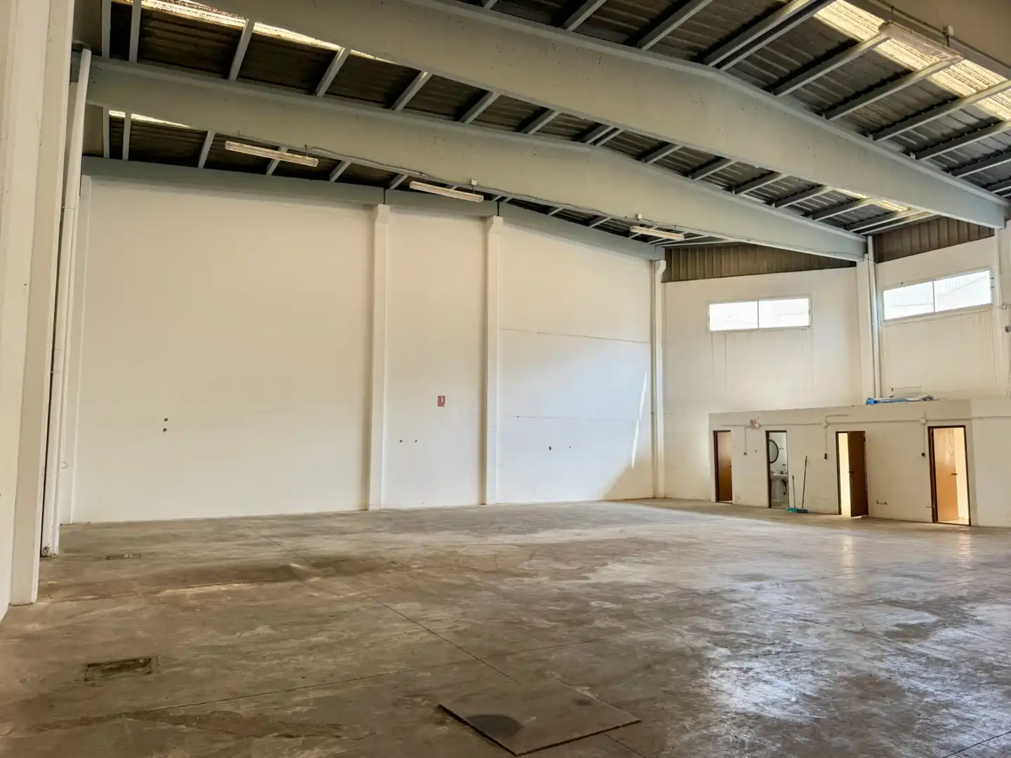 Industrial building to rent in Carrer Palmiters, imagen 9