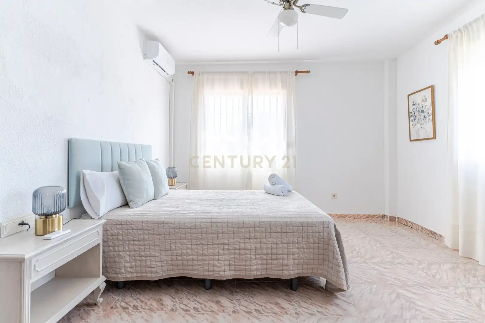 Habitación de Edificio en venta en Gójar