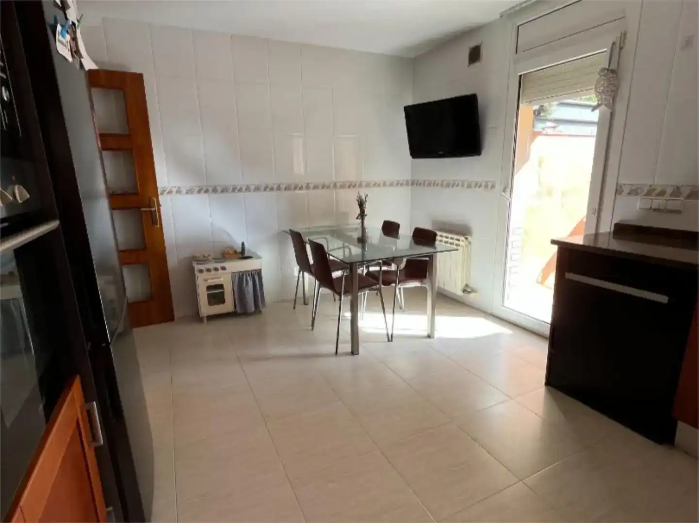 Cuina de Casa o xalet en venda en Sant Pol de Mar amb Aire condicionat, Piscina i Balcó