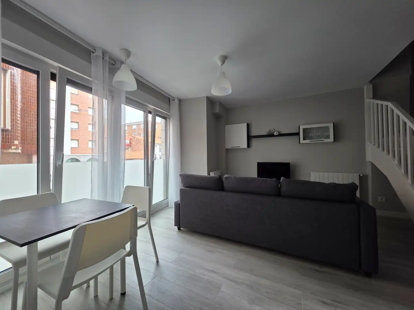 Wohnzimmer von Maisonette zur Miete in Castro-Urdiales mit Möbliert