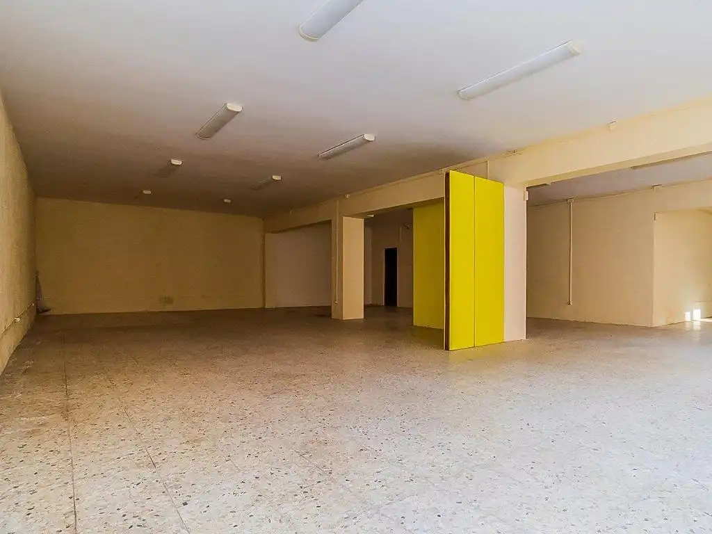 Gewerbefläche zum Verkauf in Carrer Pau Casals 17, imagen 10