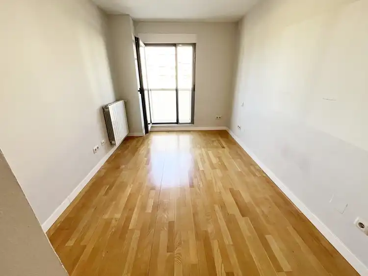 Piso de alquiler en Calle de Toques, Las Tablas