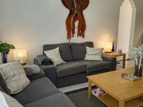 Wohnzimmer von Wohnungen zum Verkauf in Pals mit Heizung, Privatgarten und Terrasse