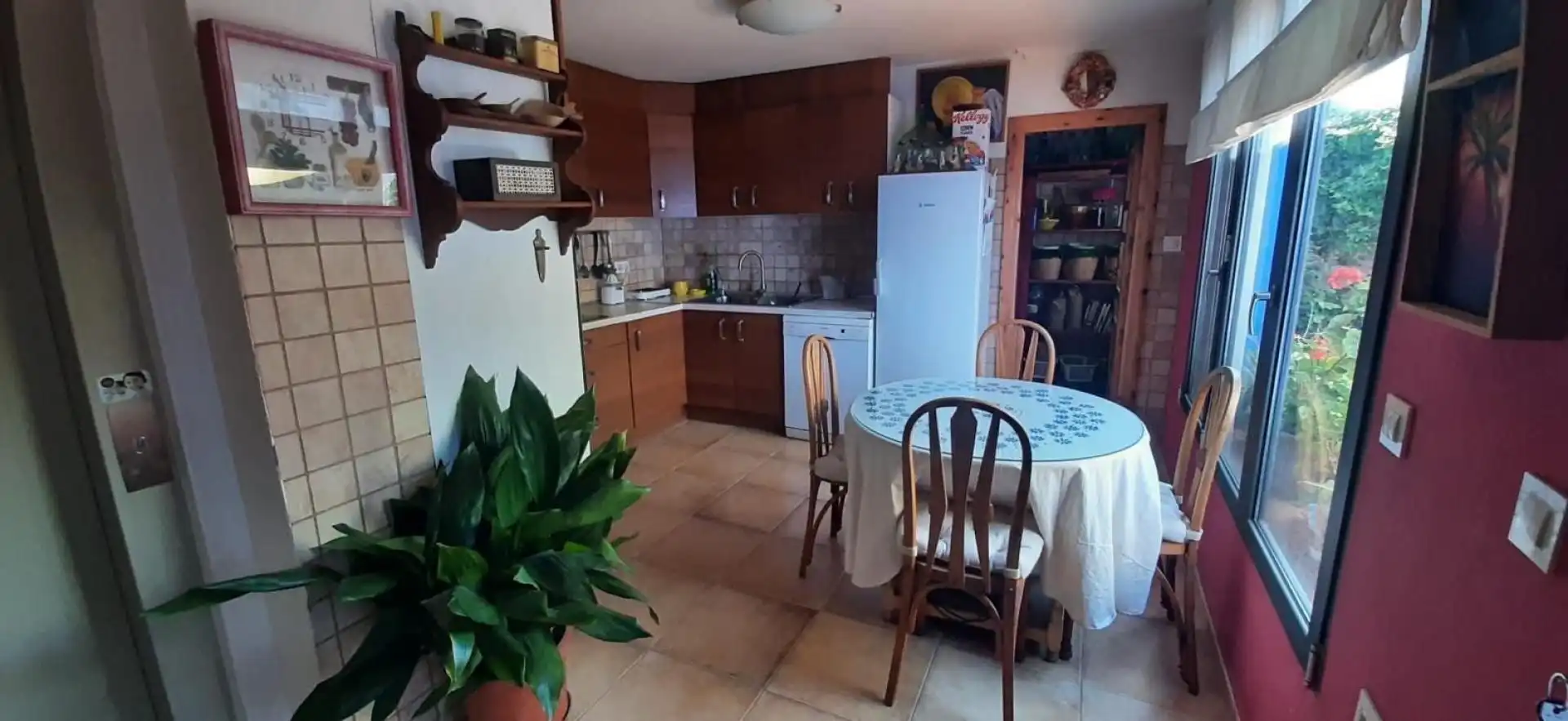 Küche von Einfamilien-Reihenhaus zum Verkauf in Peñas de San Pedro