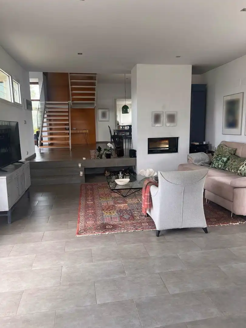 Sala d'estar de Casa o xalet en venda en Las Gabias amb Aire condicionat, Calefacció i Jardí privat