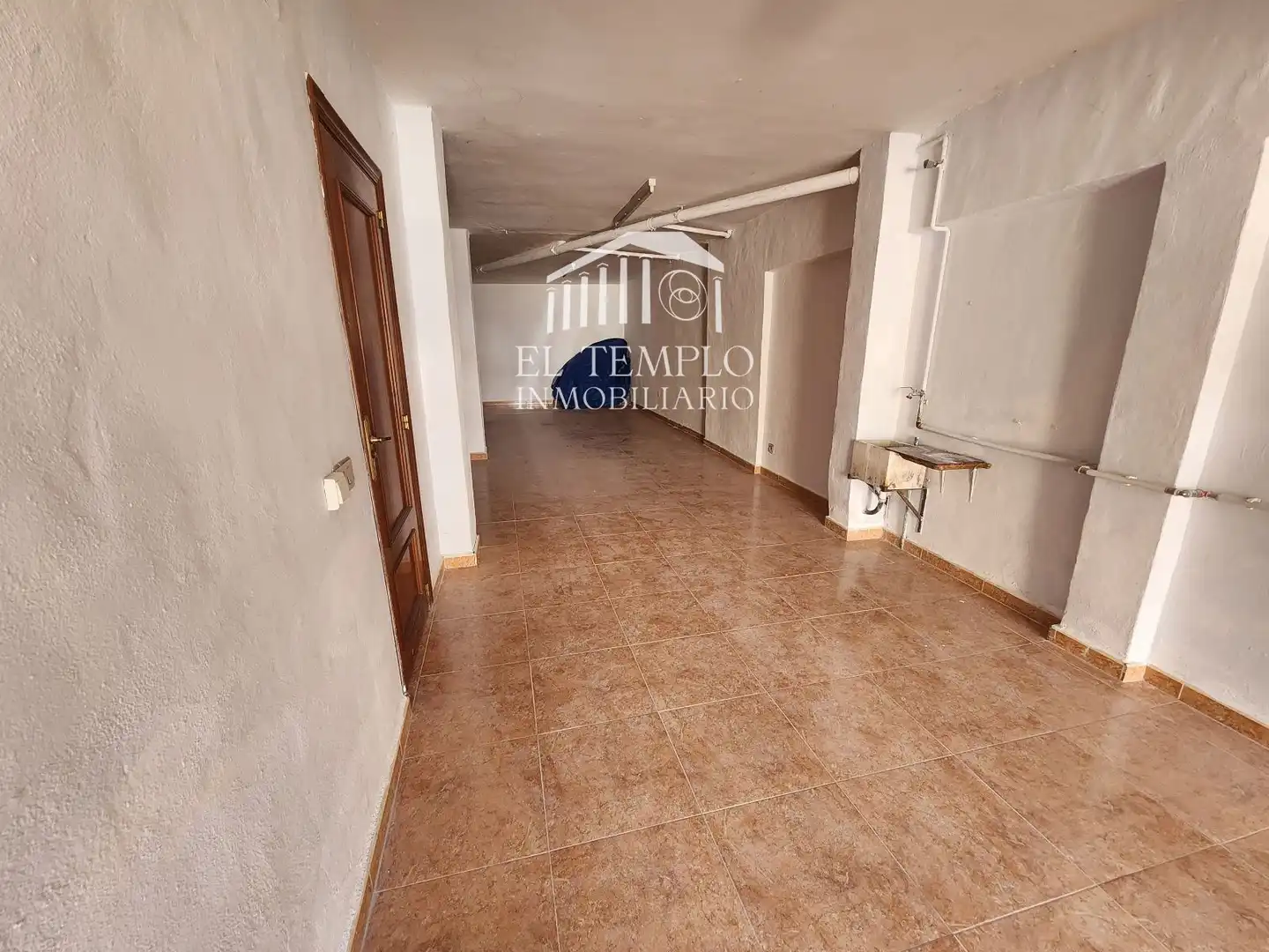 Casa adosada en venda en Onil amb Aire condicionat