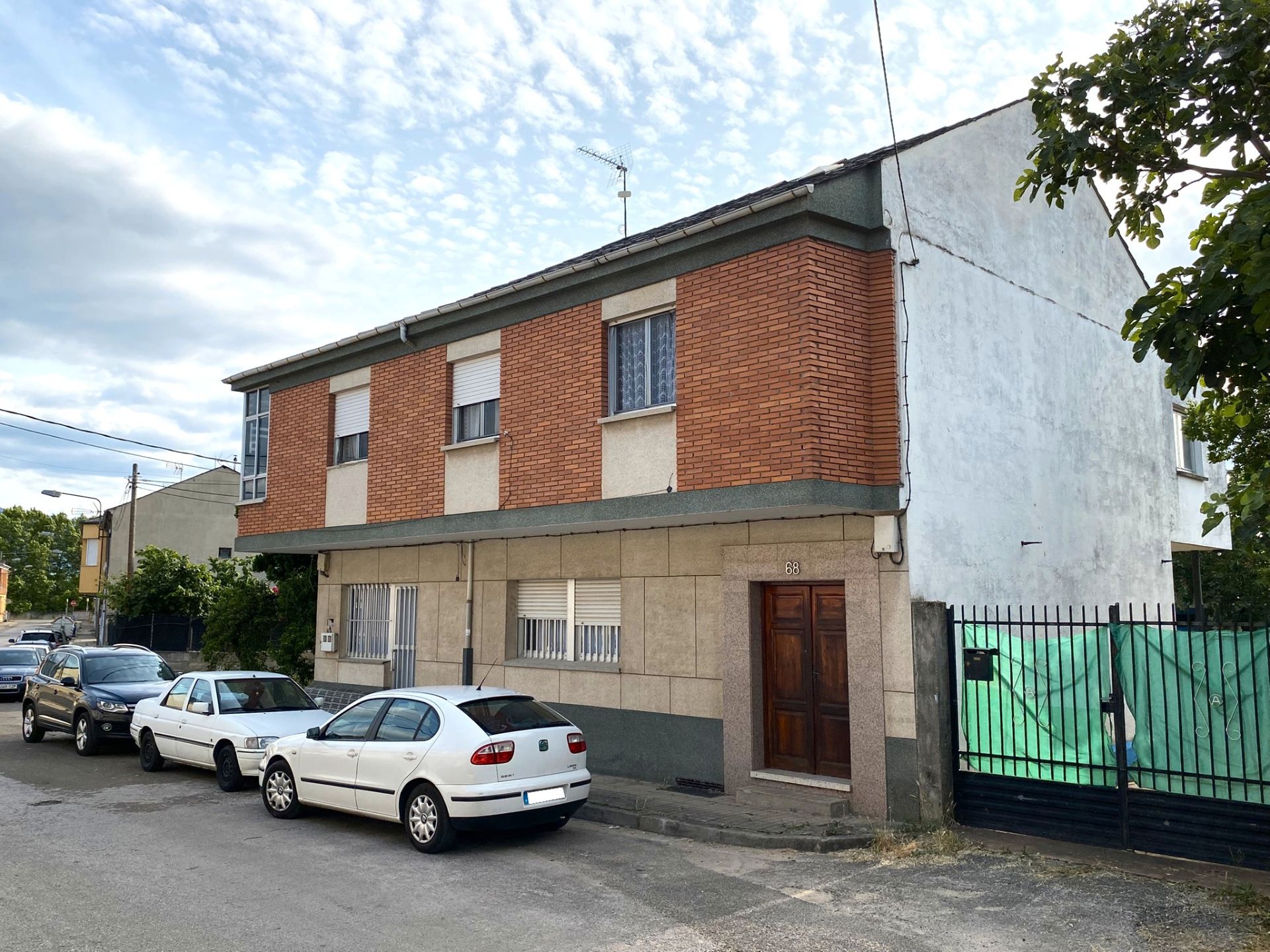 Exterior view of House or chalet for sale in Ponferrada  with Heating, Private garden and Storage room