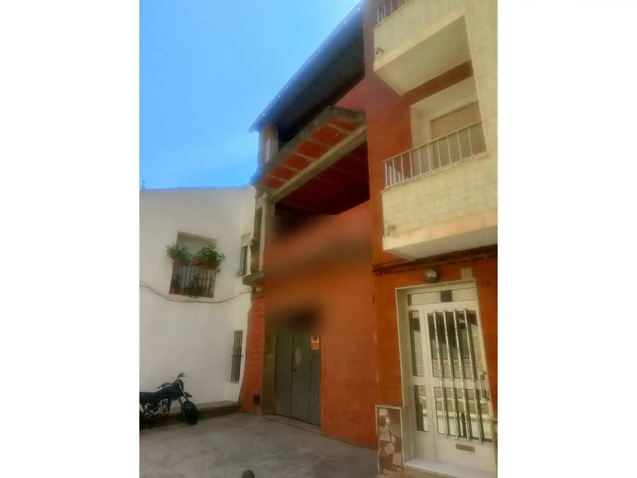 Vista exterior de Casa adosada en venta en Simat de la Valldigna