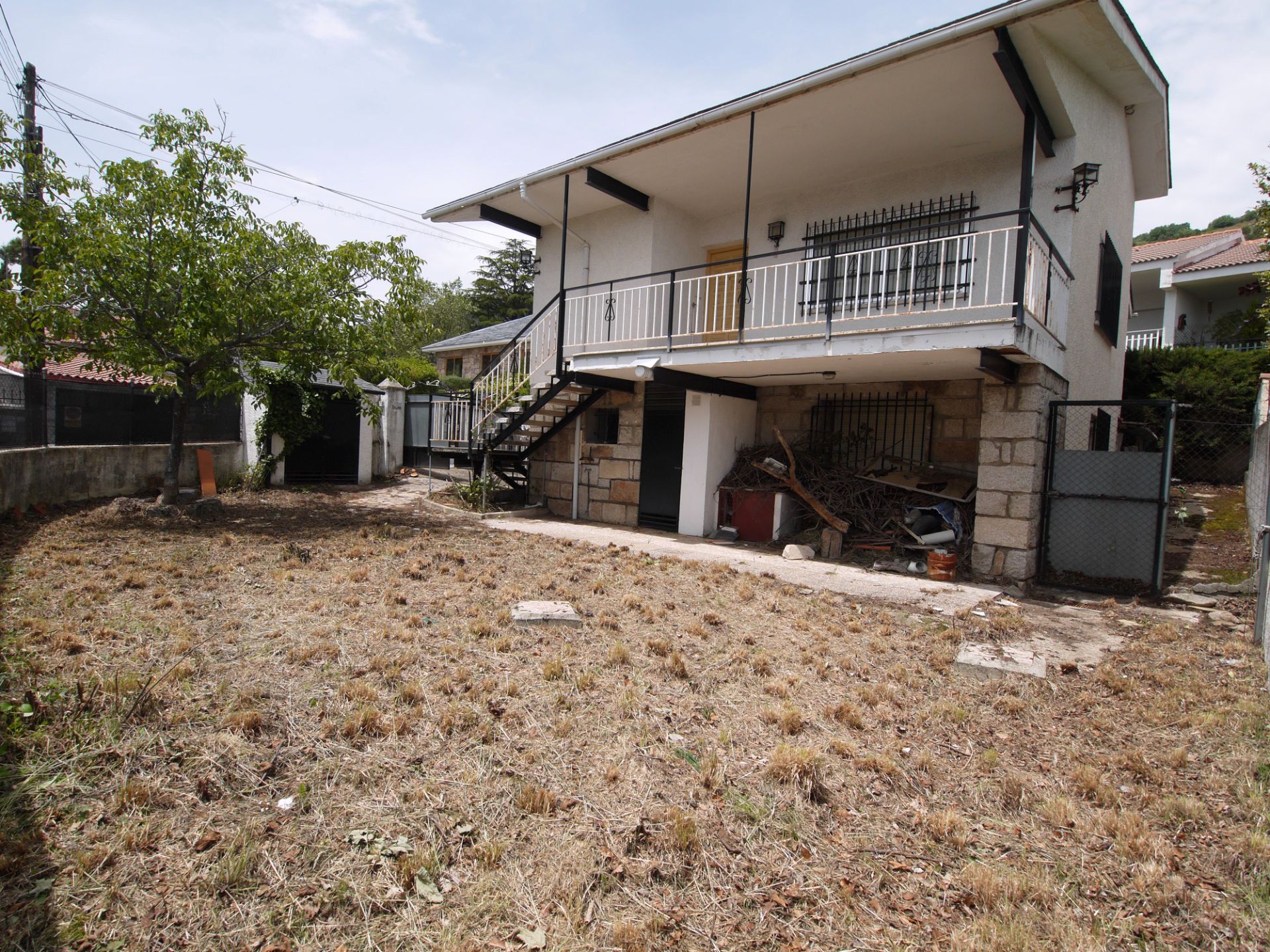 House or chalet for sale in Bustarviejo  with Heating, Terrace and Furnished