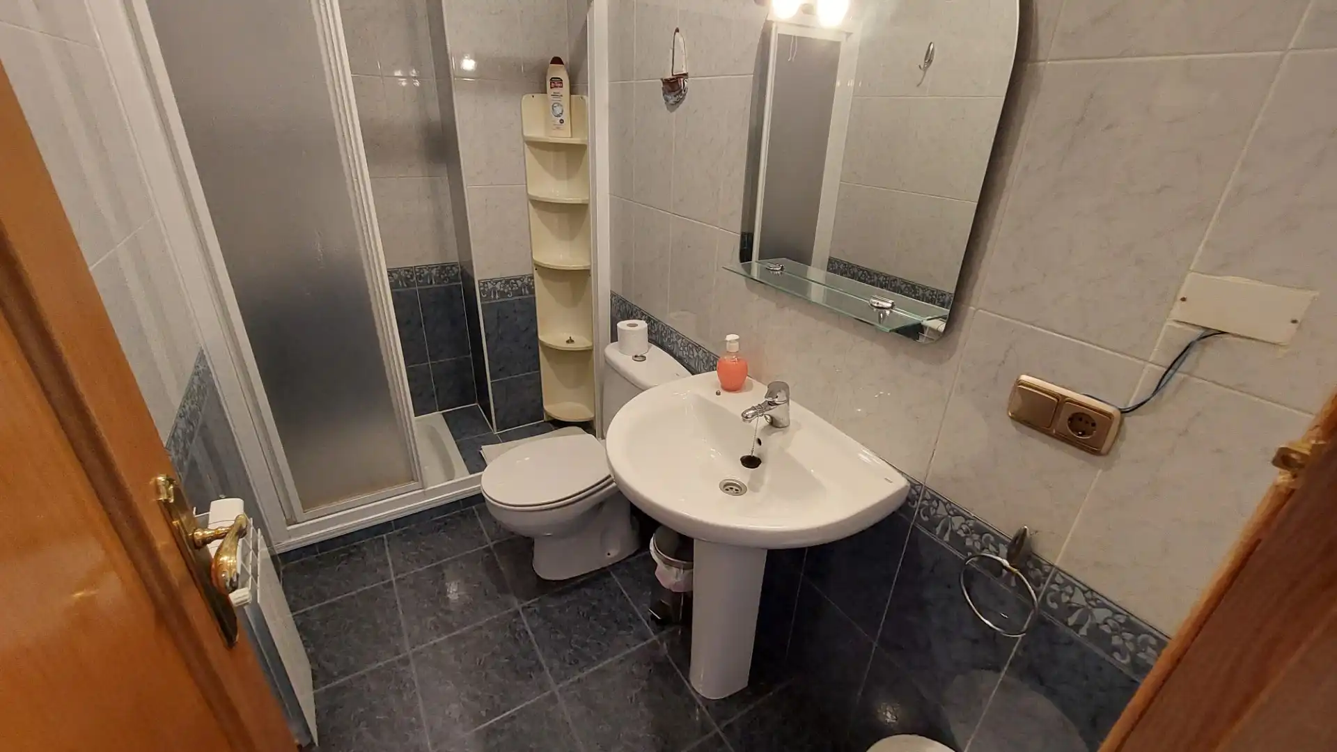 Baño de Casa o chalet en venta en Zarza de Granadilla con Aire acondicionado, Calefacción y Amueblado