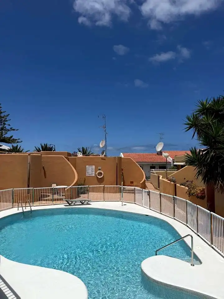 Casa o xalet de lloguer a De Los Pueblos, San Eugenio Bajo