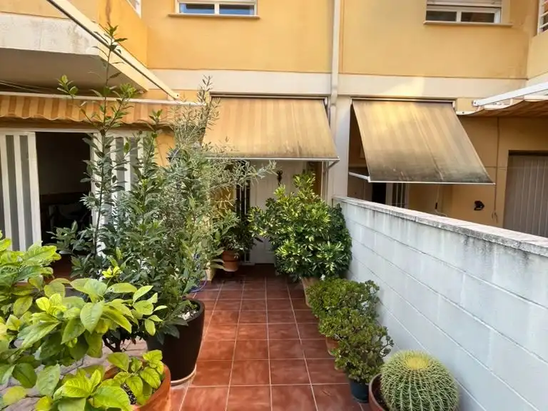 Chalet con jardín en venta en Constitució 6, imagen 30