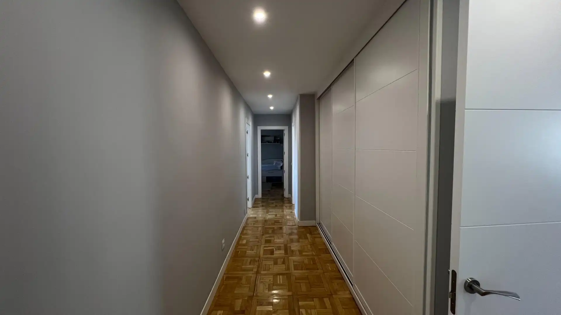 Flat for sale in Madrid  with Air Conditioner, Heating and Parquet flooring