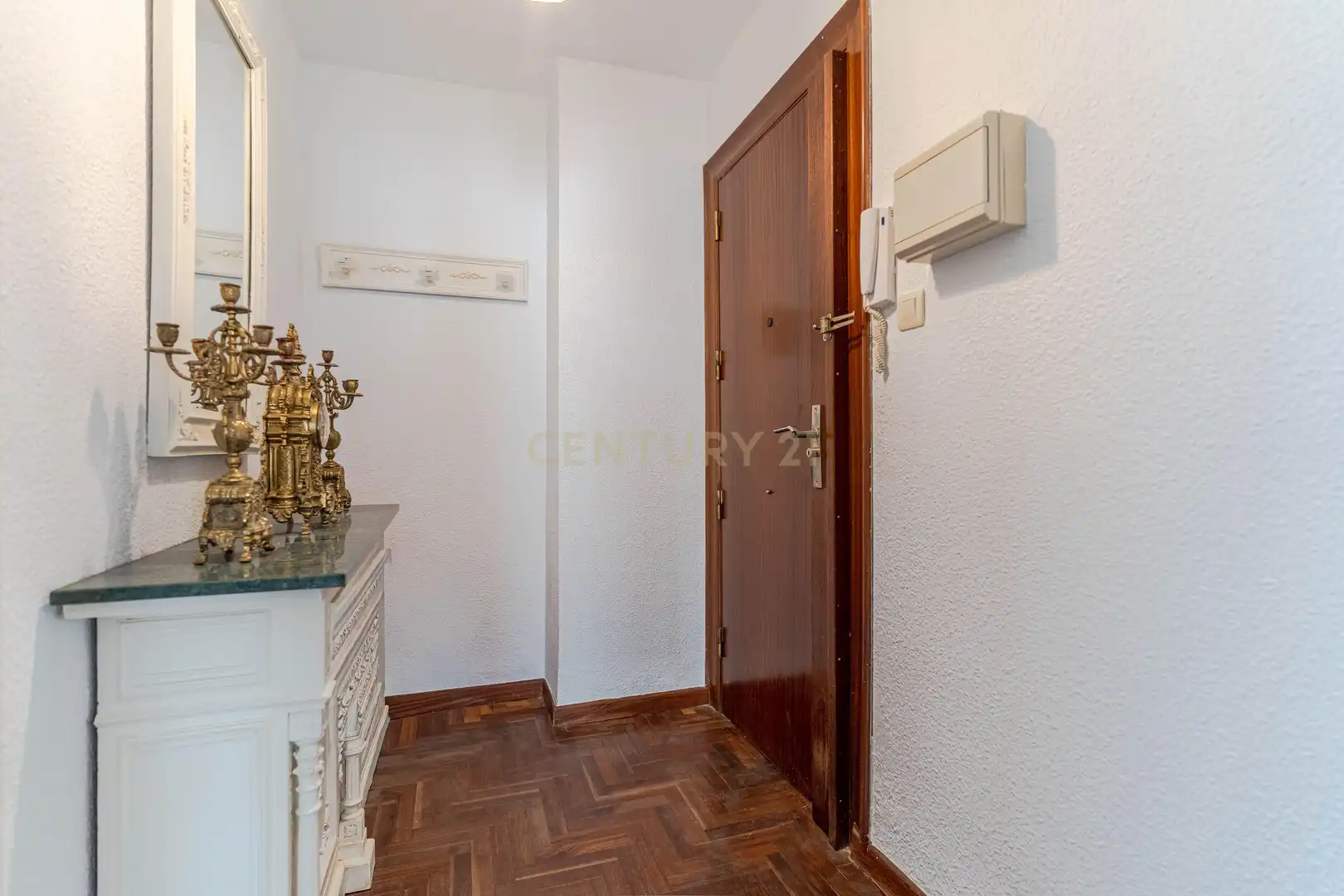 Flat for sale in Granada