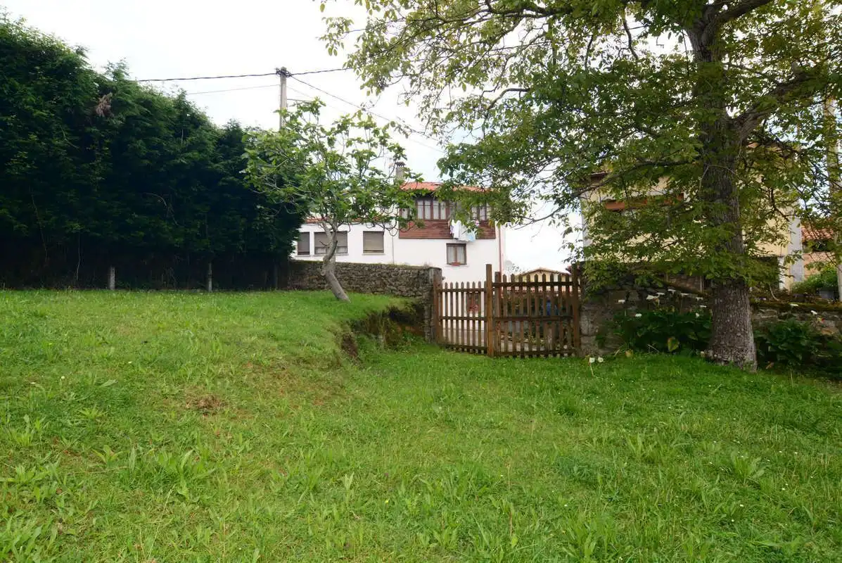 Residential for sale in Llanes