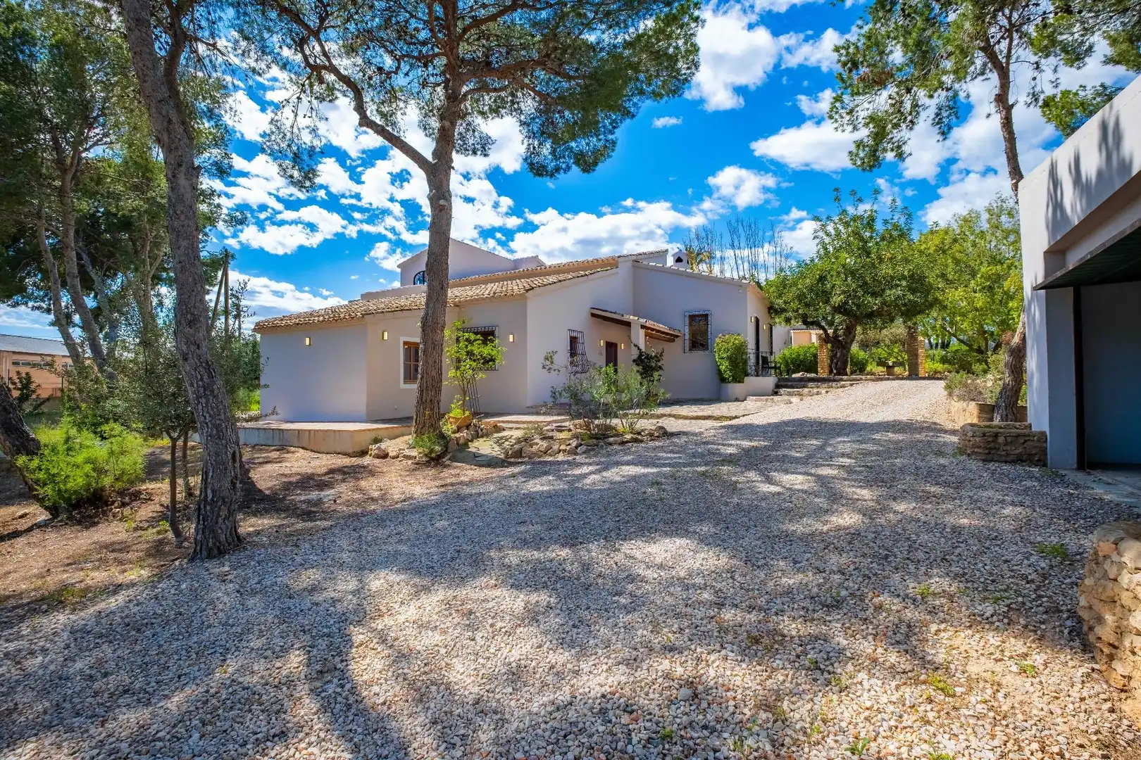 Exterior view of Houses for sale in L'Alfàs del Pi  with Air Conditioner, Heating and Private garden