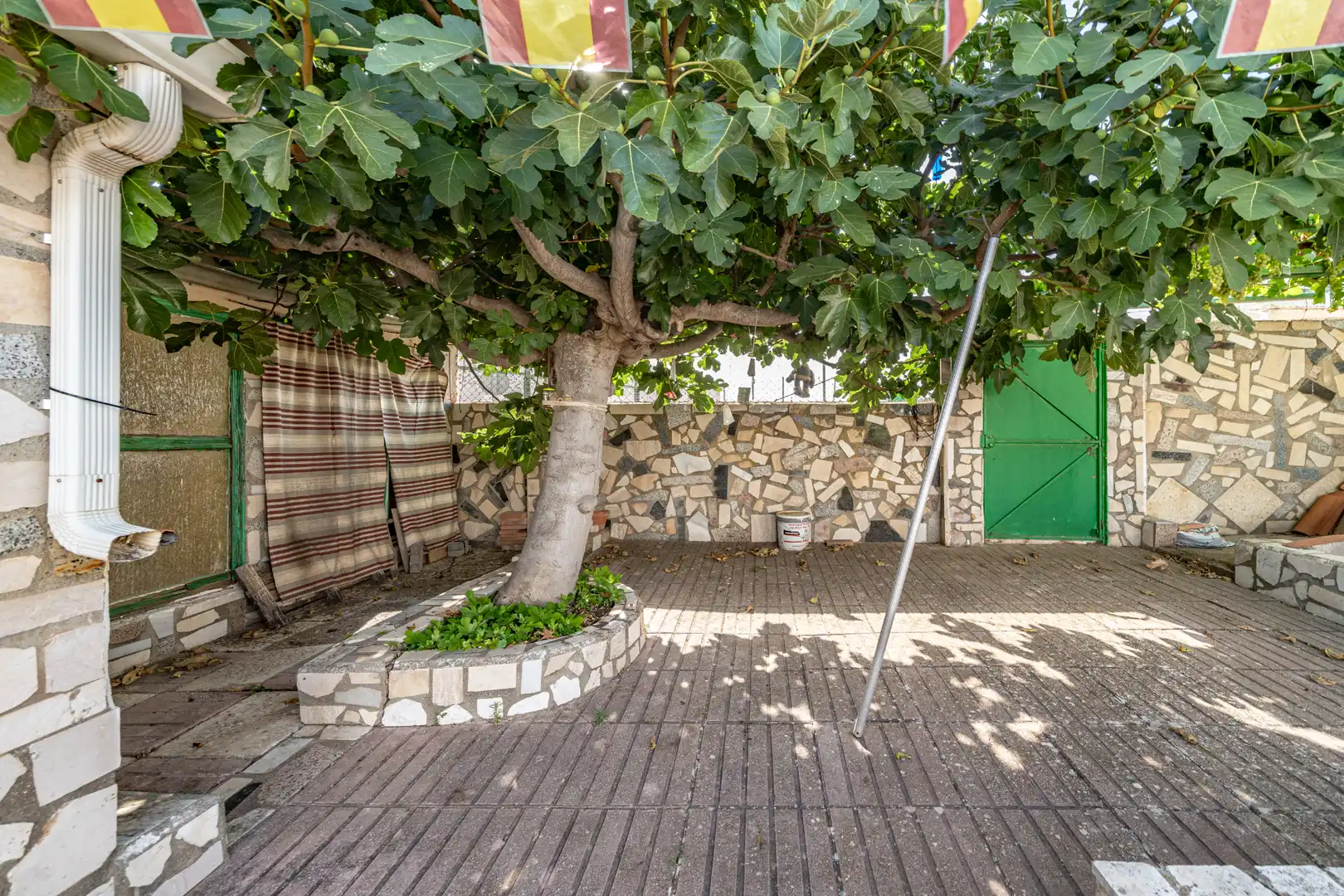 Casa aparellada amb jardí en venda a Calle de San José, imagen 61