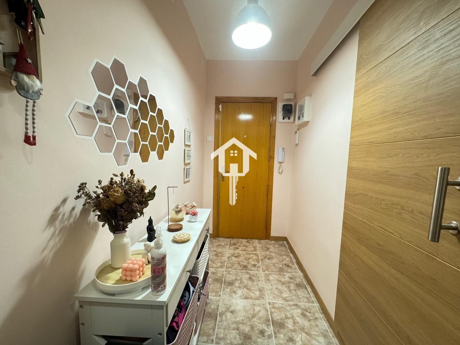 Flat for sale in Alicante / Alacant  with Furnished and Balcony