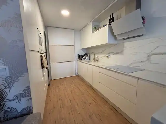 Appartamento con ascensore in vendita a Casco Antiguo, imagen 4