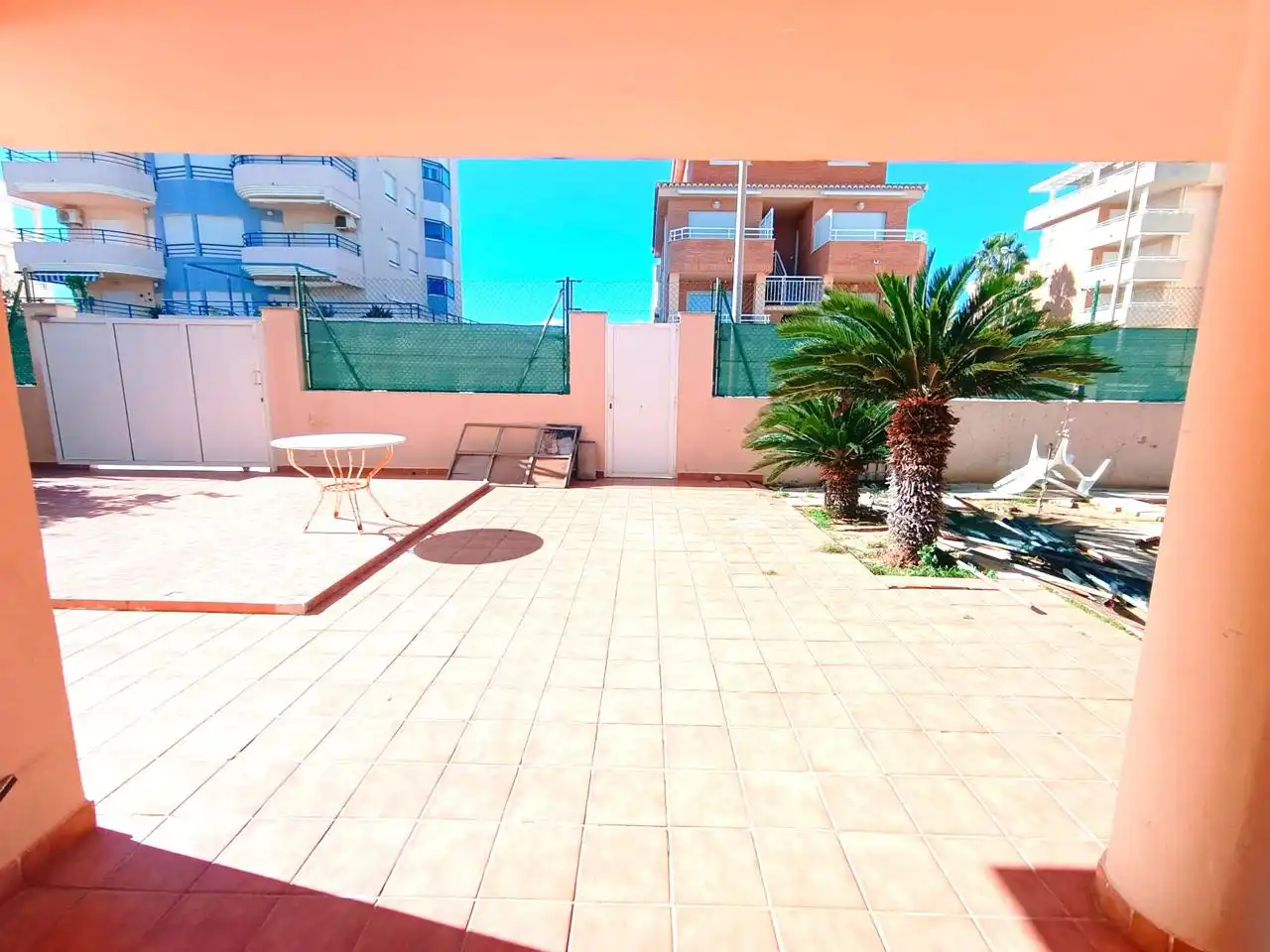 Terrassa de Casa o xalet en venda en Oliva amb Aire condicionat, Jardí privat i Terrassa