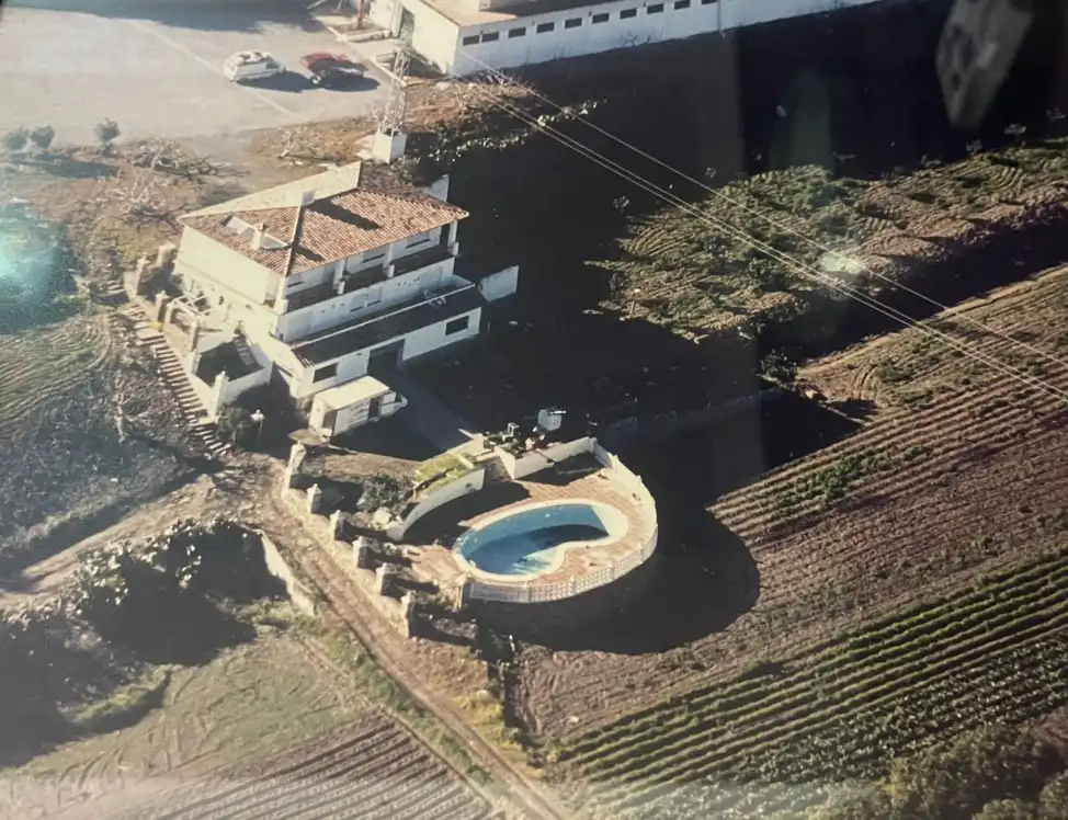 Piscina de Finca rústica en venda en Estepona amb Aire condicionat, Jardí privat i Terrassa