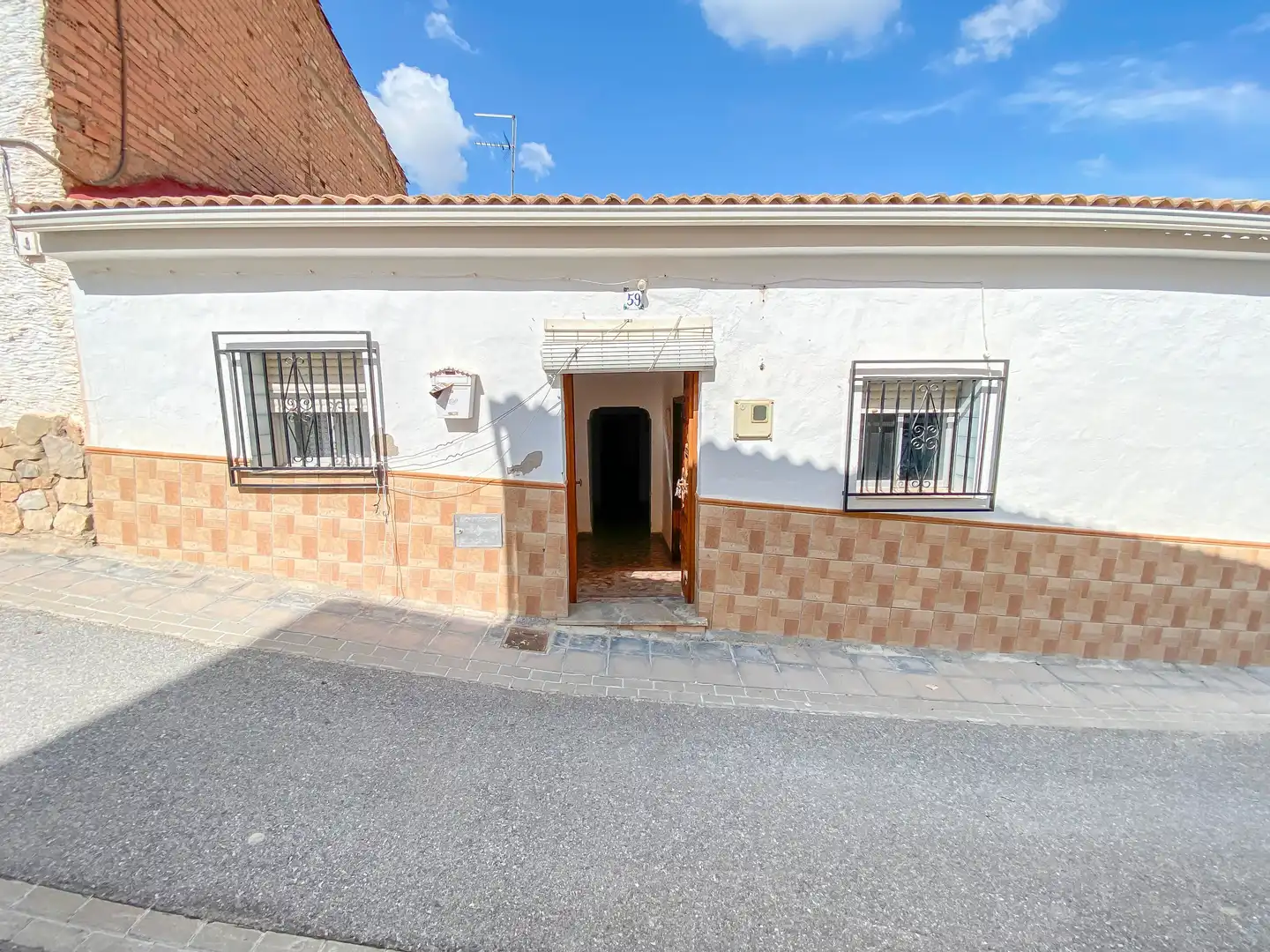 Vista exterior de Finca rústica en venta en Agrón con Calefacción, Terraza y Trastero