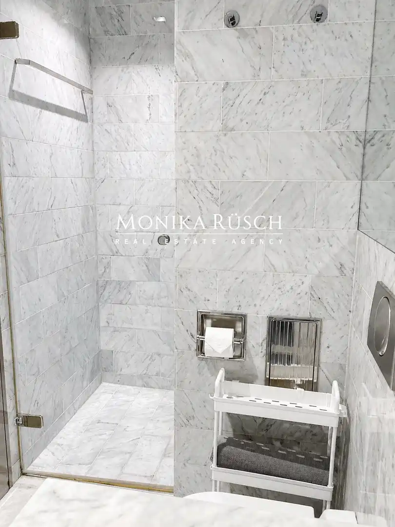 Bathroom of Flat for rent in Barcelona  with Air Conditioner, Heating and Terrace