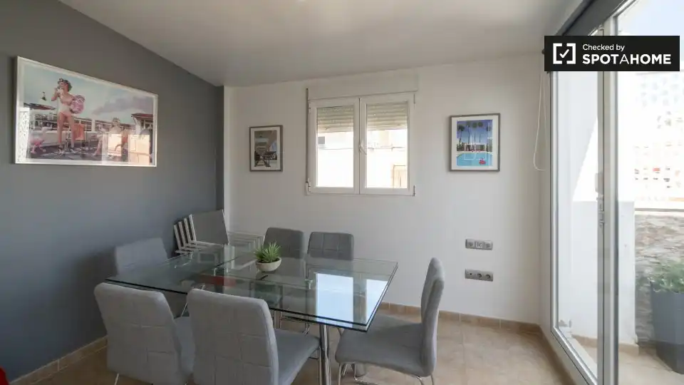 Room in Morvedre