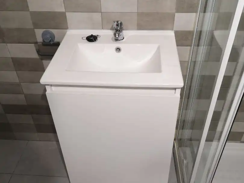 Badezimmer von Wohnung zur Miete in Alcalá de Guadaira mit Klimaanlage und Möbliert