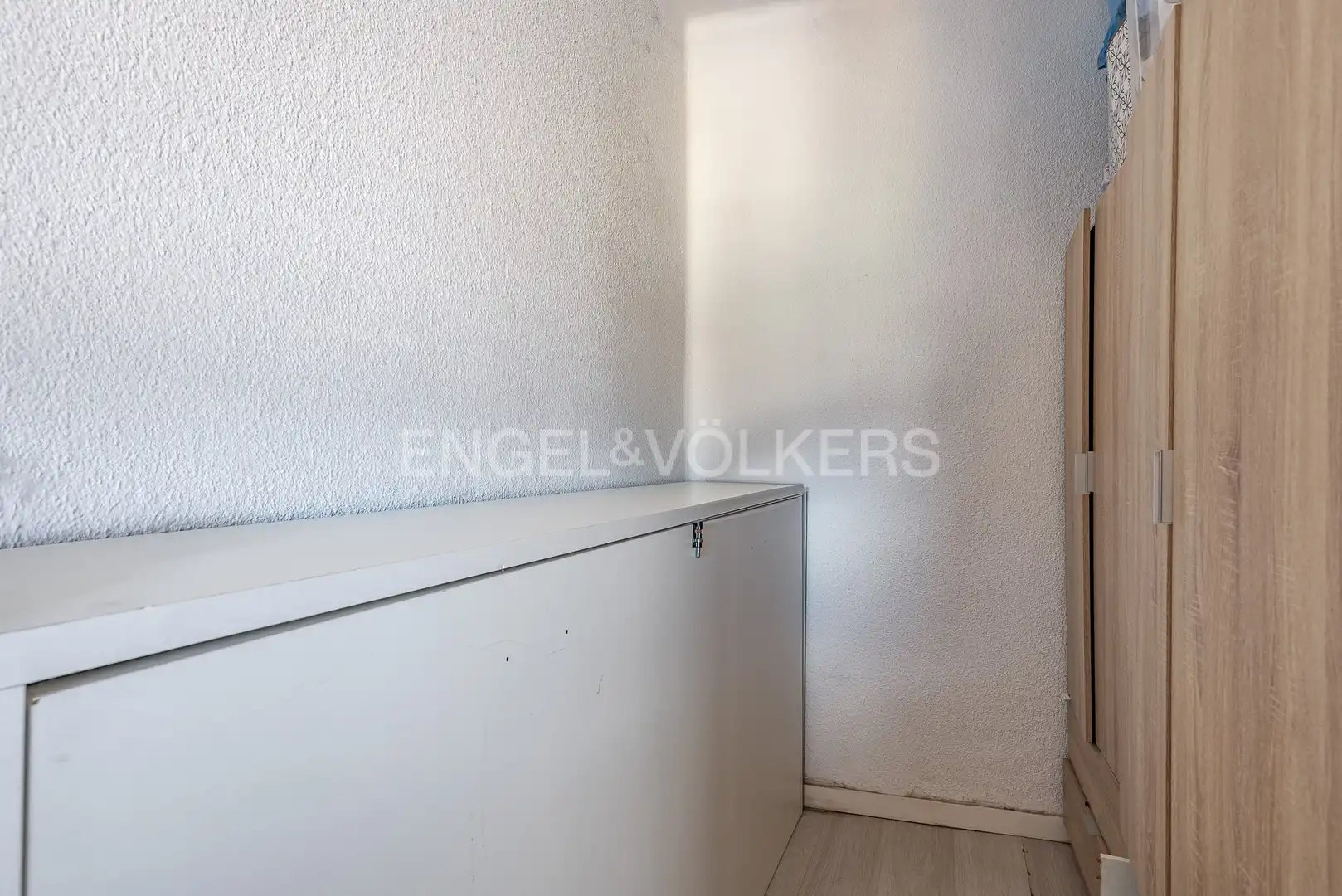 Wohnung zum Verkauf in Barcelona mit Heizung, Parkett und Terrasse