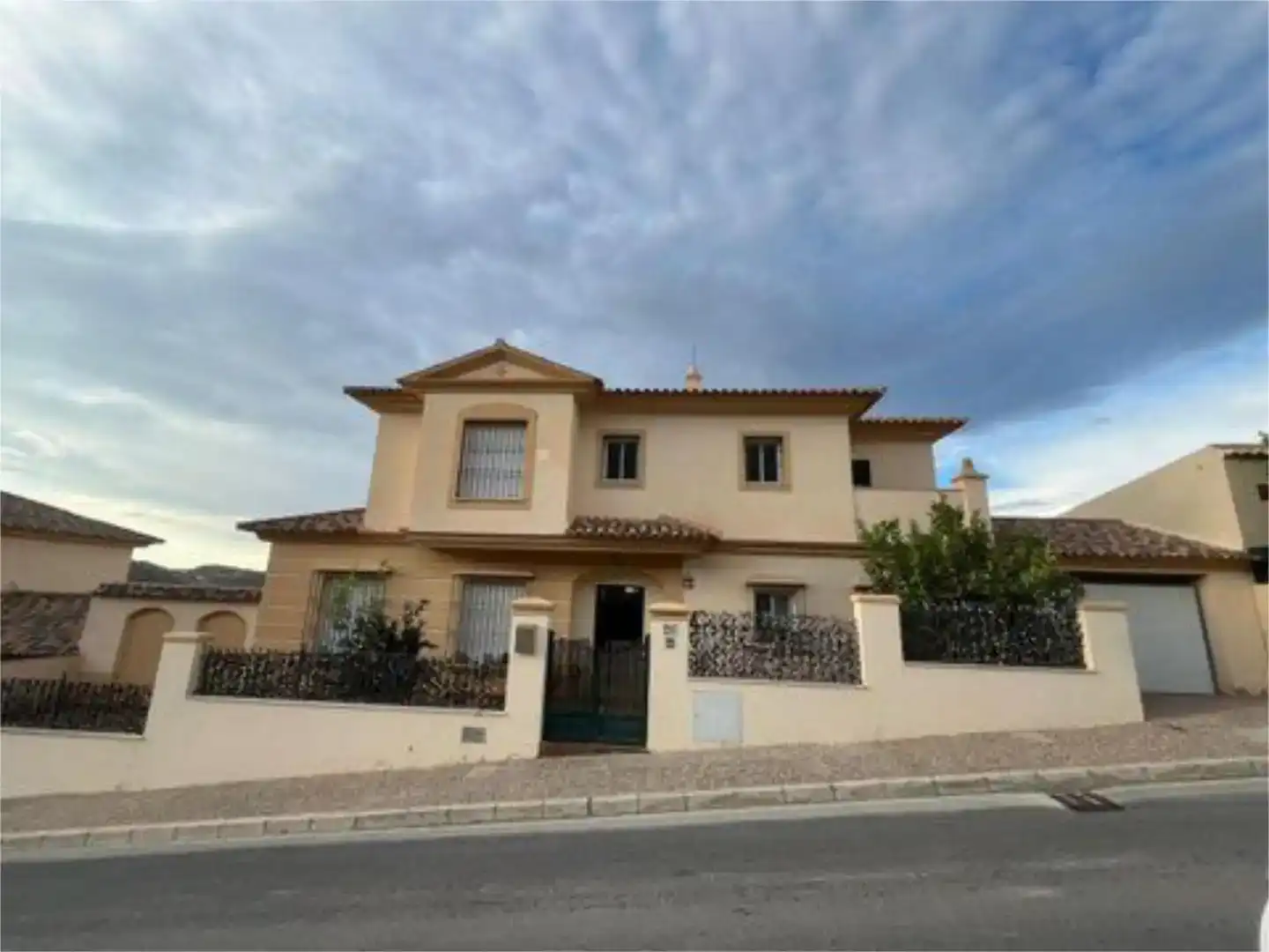 Vista exterior de Piso en venta en Fuentemora