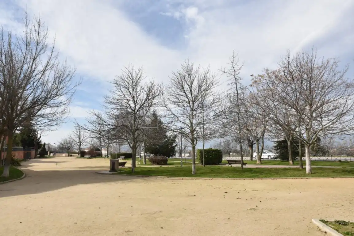 Piso en venta en Collado Villalba con Calefacción, Terraza y Trastero