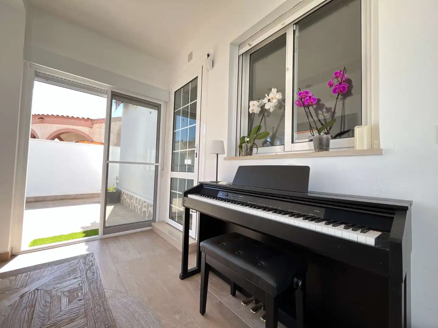 Terrassa de Casa o xalet en venda en Orihuela amb Aire condicionat, Traster i Moblat