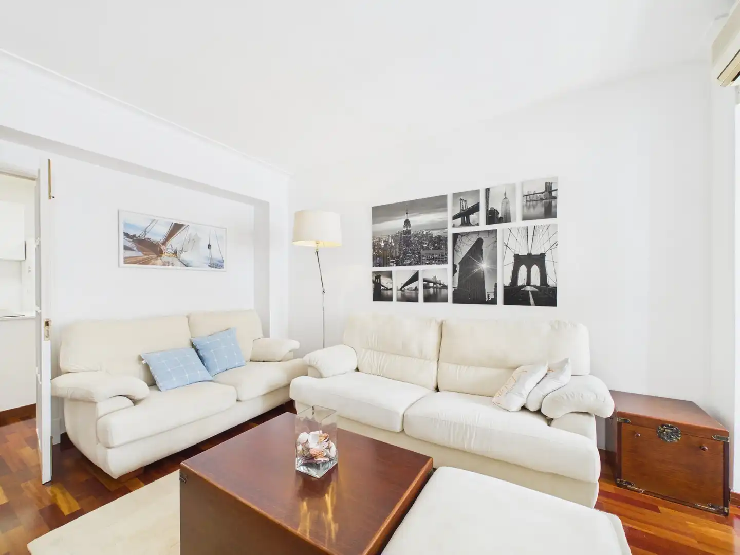 Sala d'estar de Apartament de lloguer en  Palma de Mallorca amb Aire condicionat, Moblat i Balcó