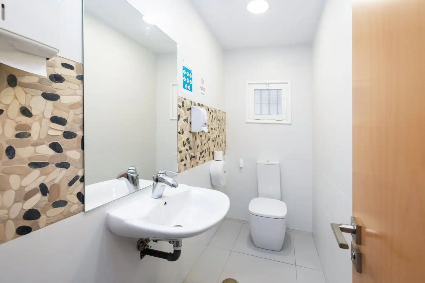Business premises for sale in Calle bruselas, imagen 29