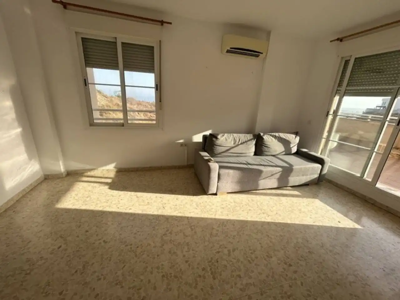Flat for rent in Calle Mirasierra, Aguadulce Norte