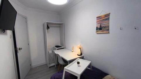 Photo 2 of Flat to share in Calle de San Higinio, 6, Pueblo Nuevo, Madrid