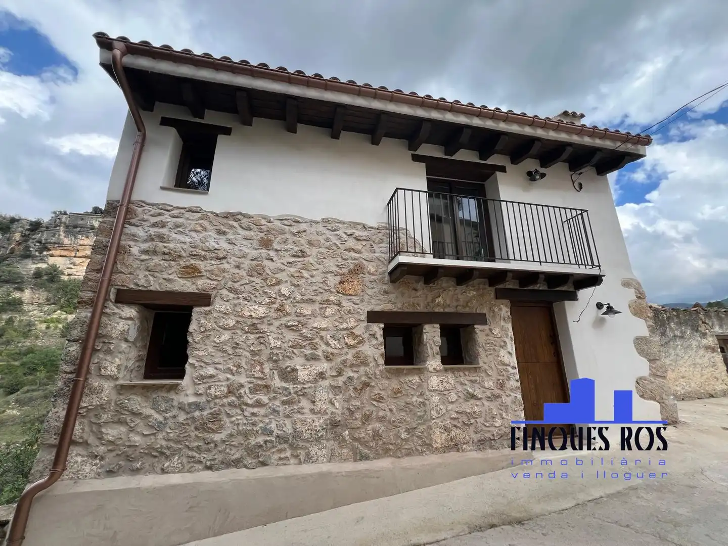 Vista exterior de Casa o chalet en venta en Vallibona con Calefacción, Terraza y Amueblado