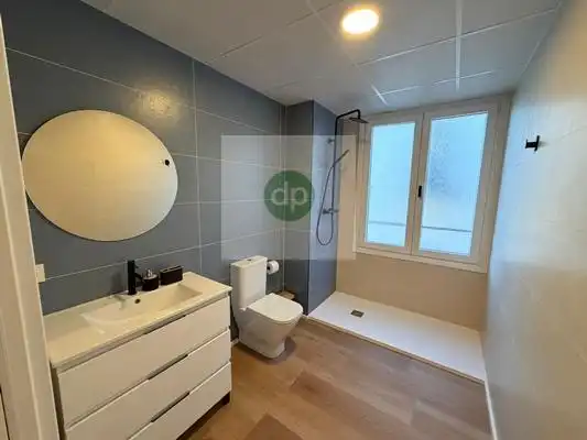 Bany de Apartament de lloguer en Badajoz
