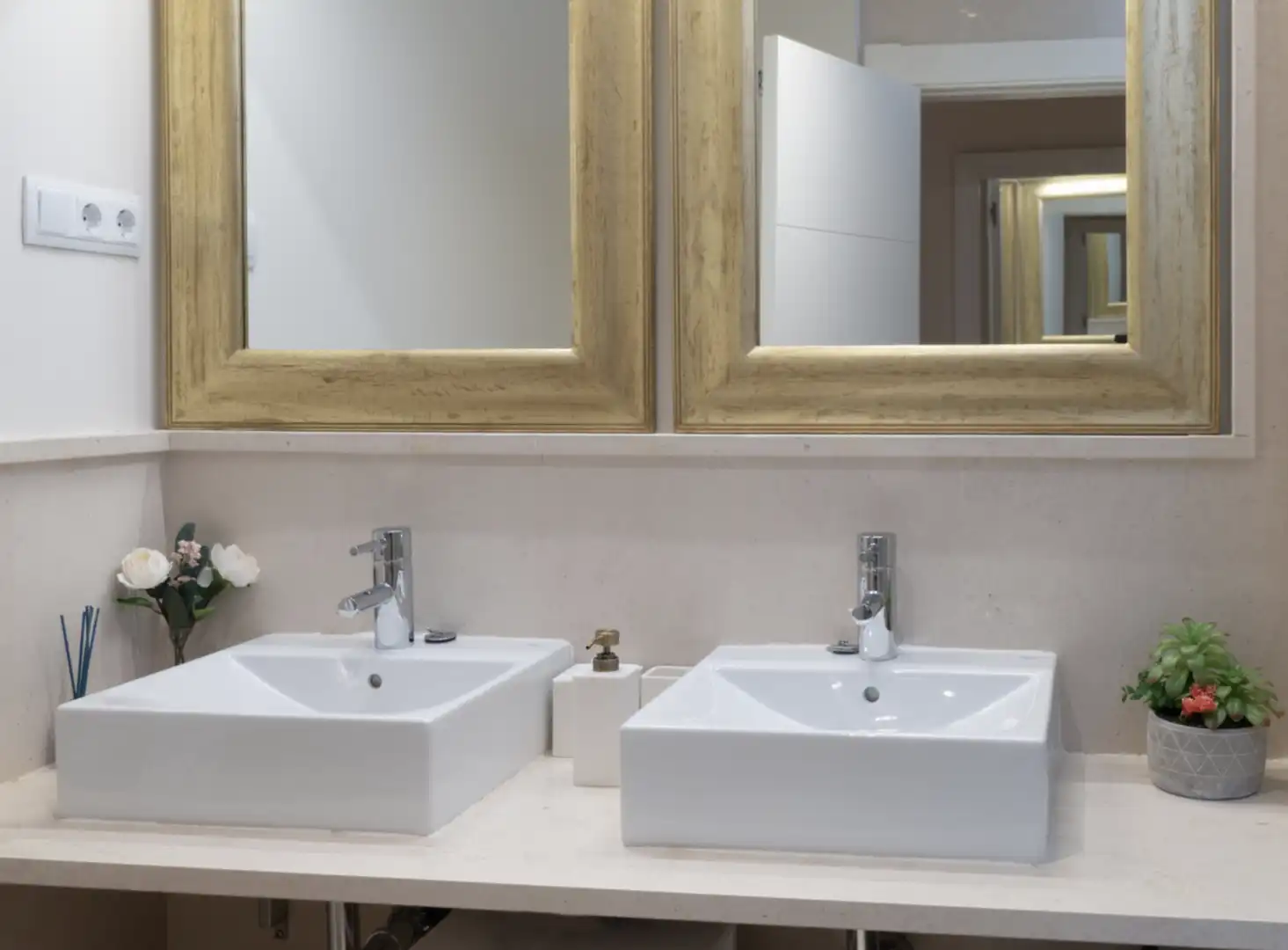Apartment with pool for sale in Los Flamingos, imagen 7