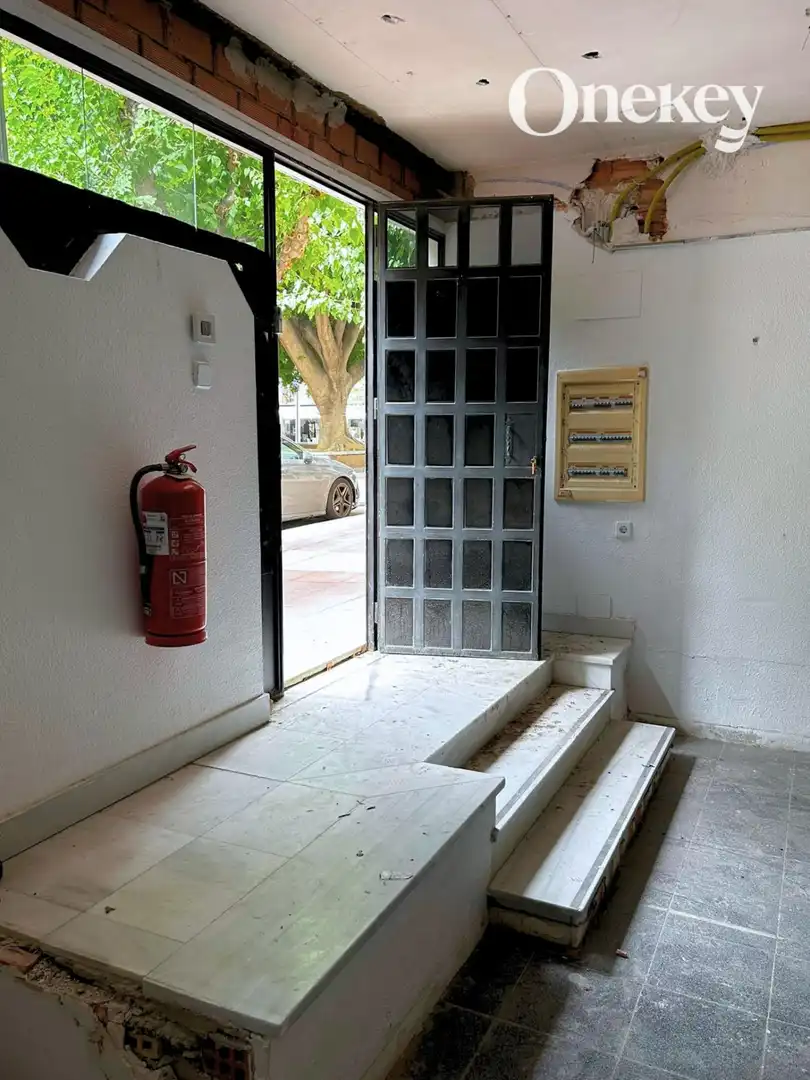 Business premises for sale in Sur, imagen 9
