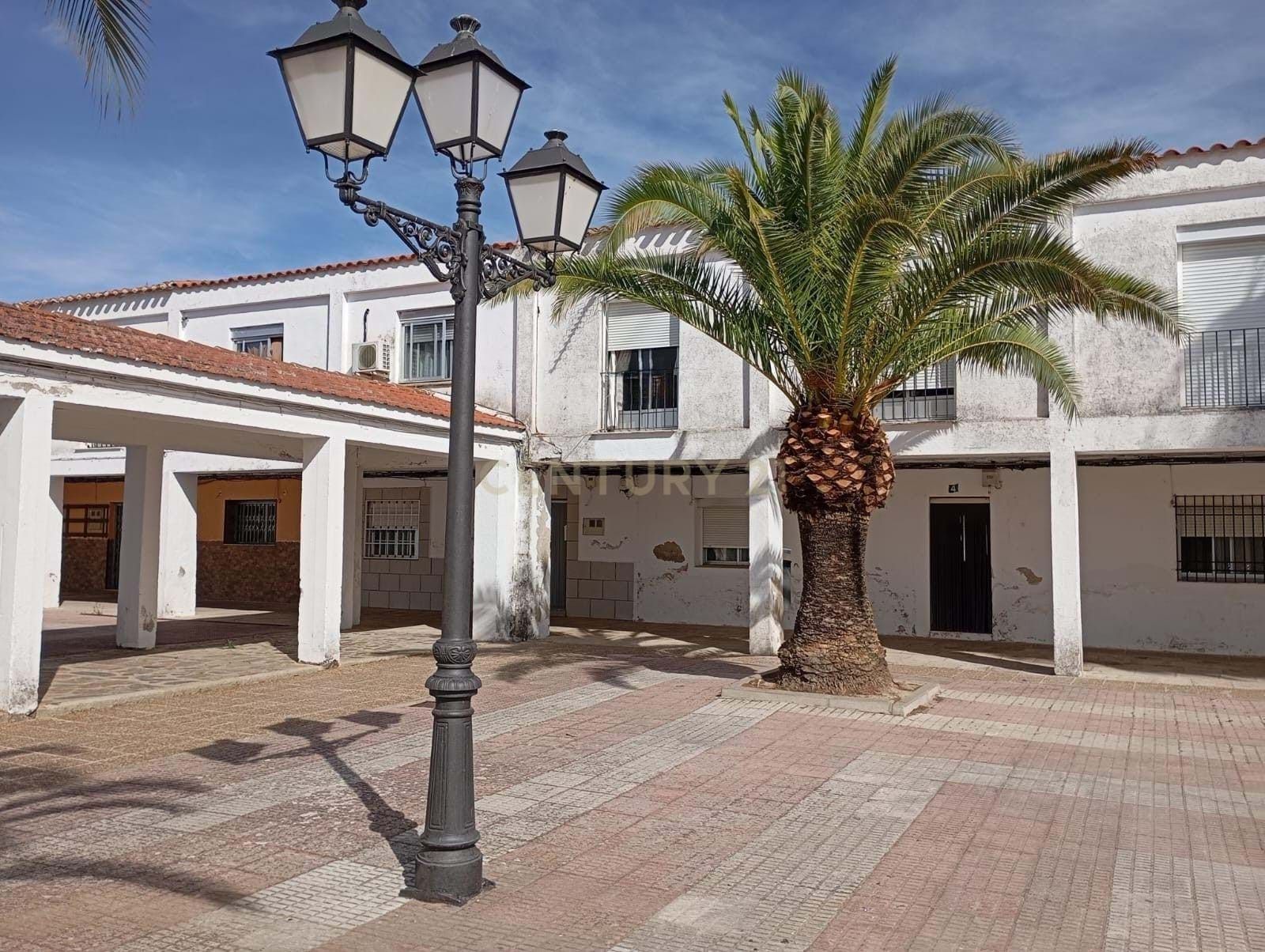 Vista exterior de Casa o xalet en venda en Cáceres Capital