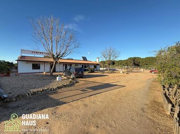 Casa rústica en venda a Lepe