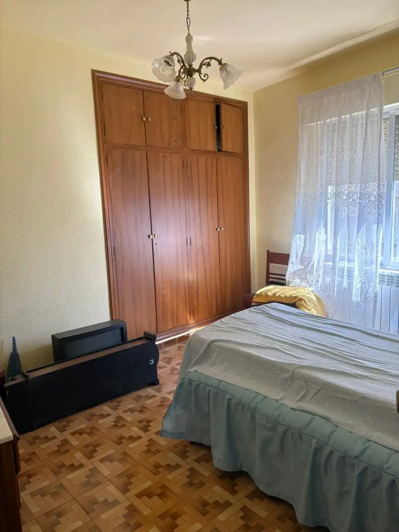 Dormitori de Casa o xalet en venda en Villamediana de Iregua amb Moblat