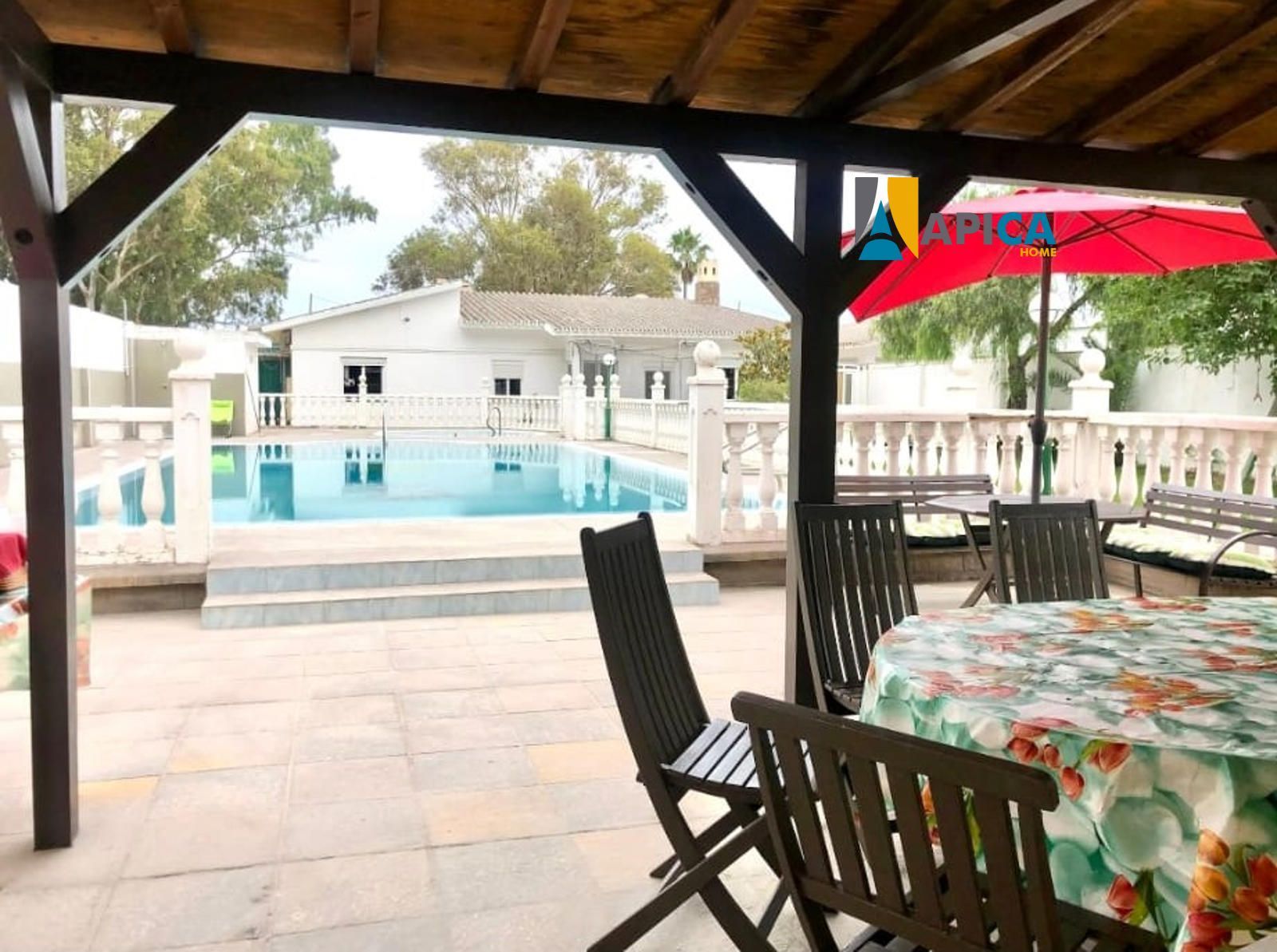 Swimming pool of Single-family semi-detached for sale in Los Barrios  with Swimming Pool