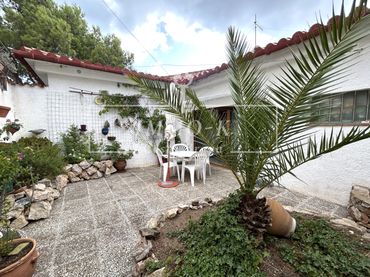 House with balcony for sale in Carrer Pompeu Fabra
